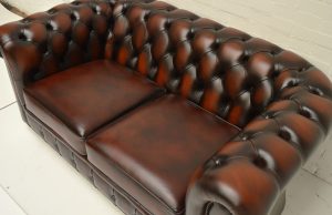 kleine compacte chesterfield bank voor kortere personen