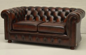 kleine compacte chesterfield bank voor kortere personen