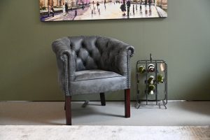 Victorian long leg tub chair in charcoal kleur leer