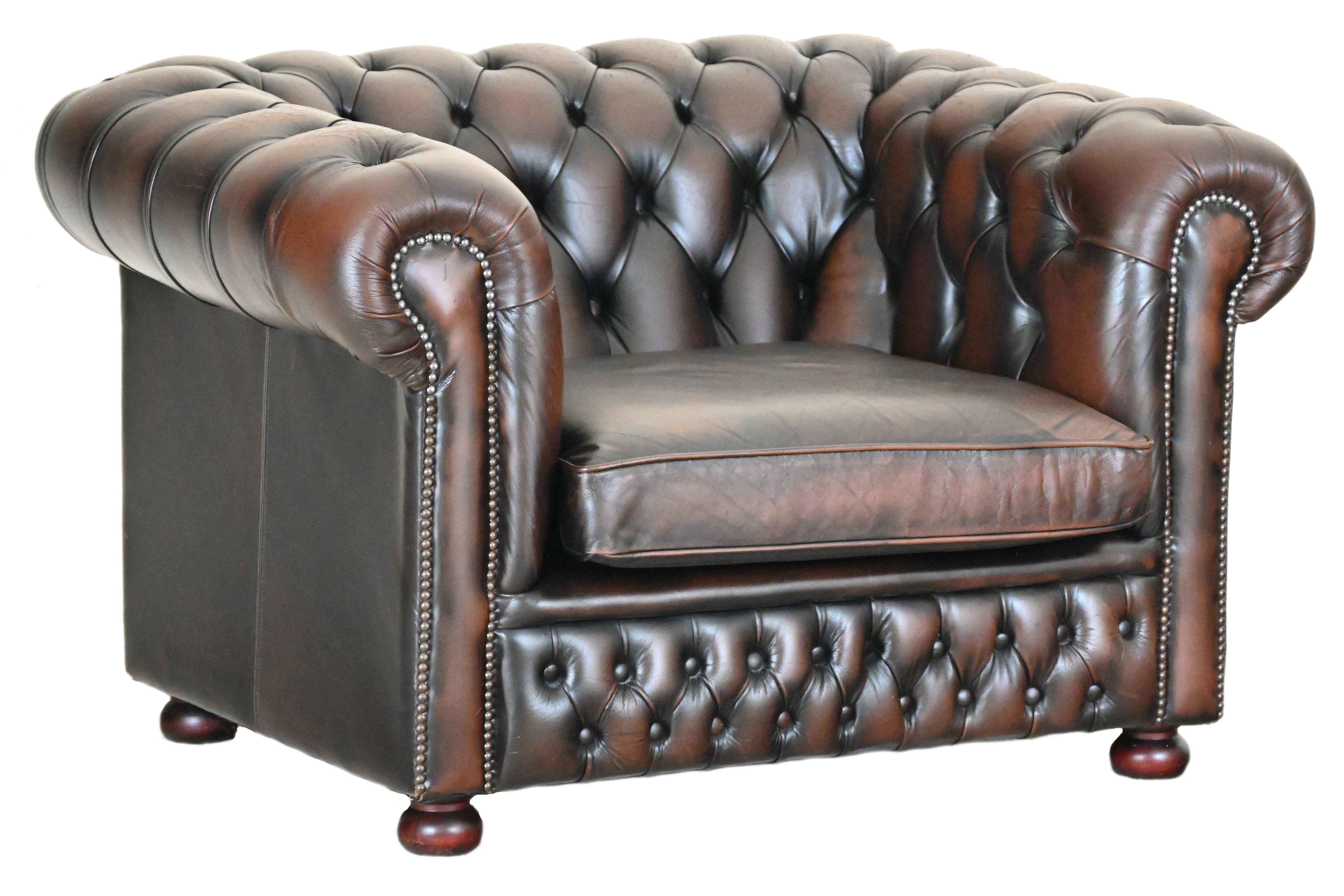 vintage gebruikte chesterfield low back chair met beperkte garantie