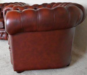 roestbruine gebruikte chesterfield low back chair