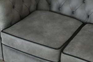 2-zits Chesterfield Bank Sandhurst - Luxe & Comfort - Tribe Light Grey-245088