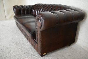 Prachtige Kendal Chesterfield set in Earth Brown. 245092+245093