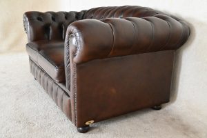 Prachtige Kendal Chesterfield set in Earth Brown. 245092+245093