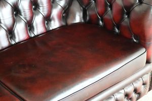 gebruikte Blenheim Chesterfield 3-zitsbank met gebogen rug 234662