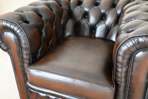 Luxe Chesterfield Lowback Fauteuil Ambassador- verhuurd geweest– Nu voor €1295 | Delta Chesterfield