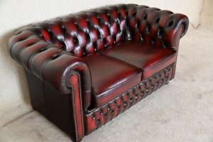 Ontdek de stijlvolle en comfortabele originele Engelse Cavendish Chesterfield 3+2 set, model Cavendish. #245107-245108