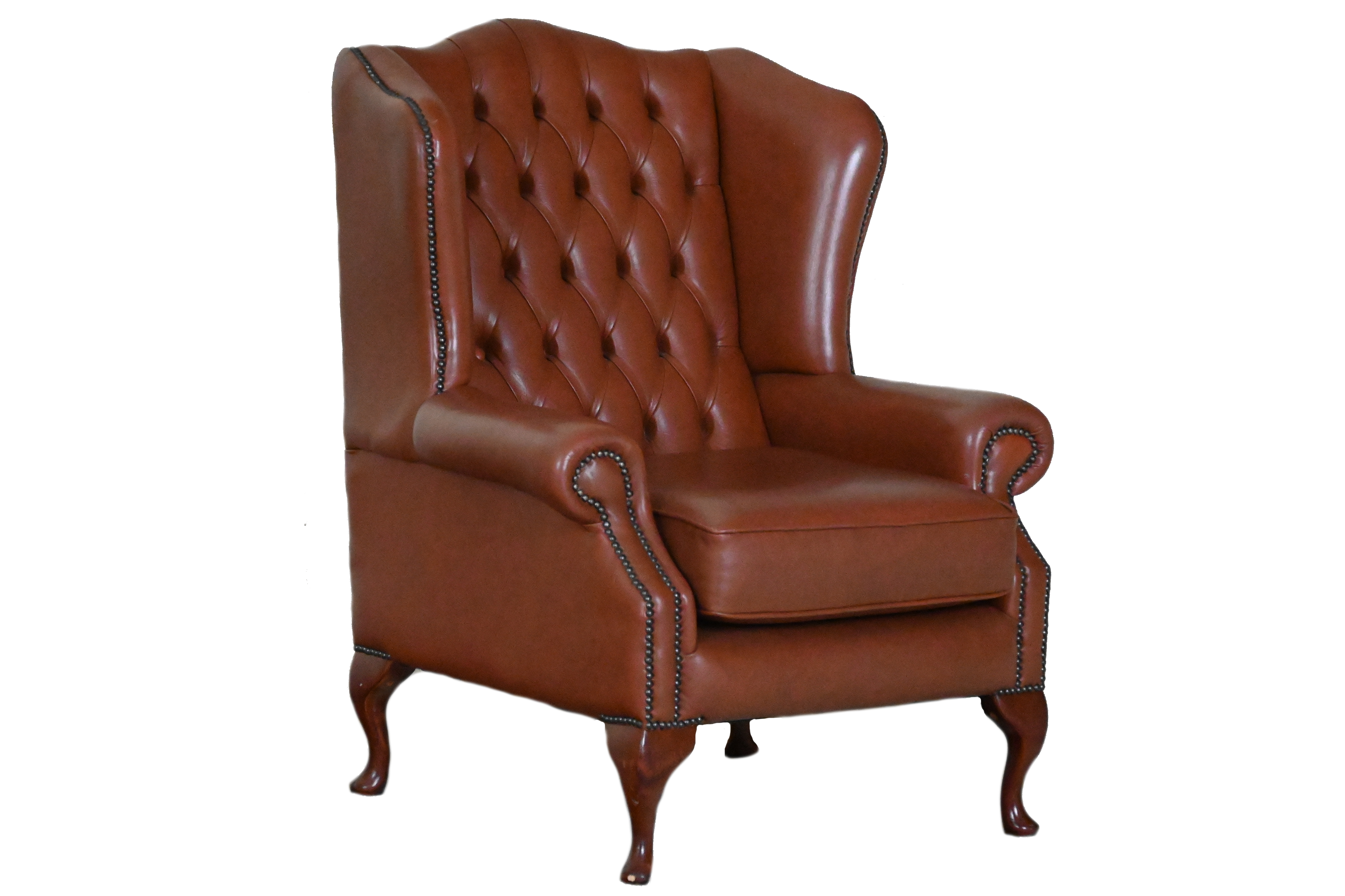 Ontdek deze unieke Chesterfield oorfauteuil in de speciale kleur Wood Burner. Een jonge, gebruikte tweedehands met medium-harde rug en zachte zitting. #245130