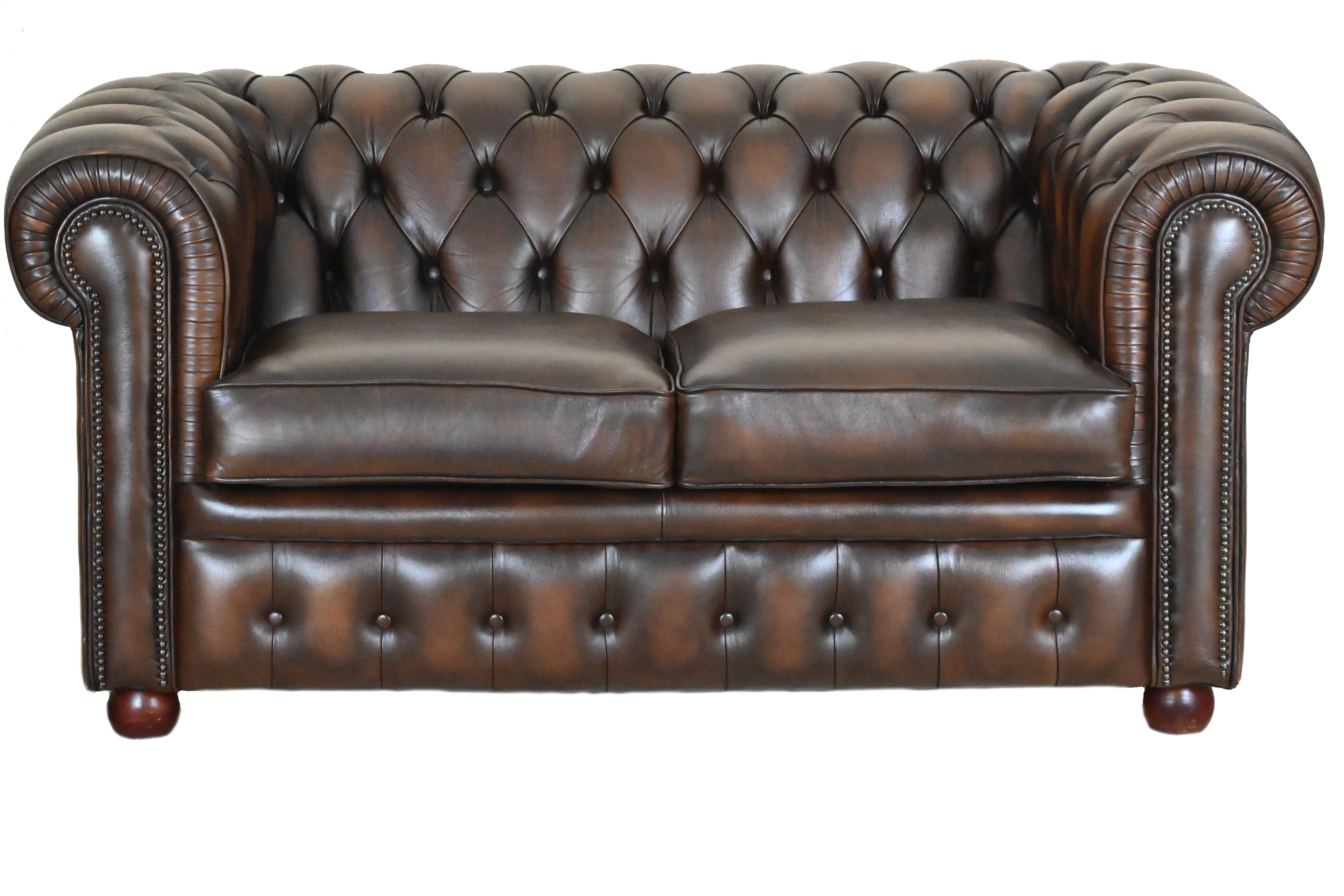 ultiem zitcomfort met de Ambassador 2-zits Chesterfield. Stijlvol, zacht zitcomfort en in topstaat.245066