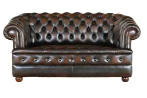 De 3+2 Chesterfield set Majestic biedt tijdloze elegantie en uitstekend zitcomfort. Nu als top-occasion voor €3.495 in voortreffelijke staat.#245121-22