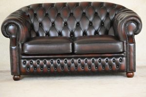 Windsor Chesterfield 3+2 set in ant. Rust