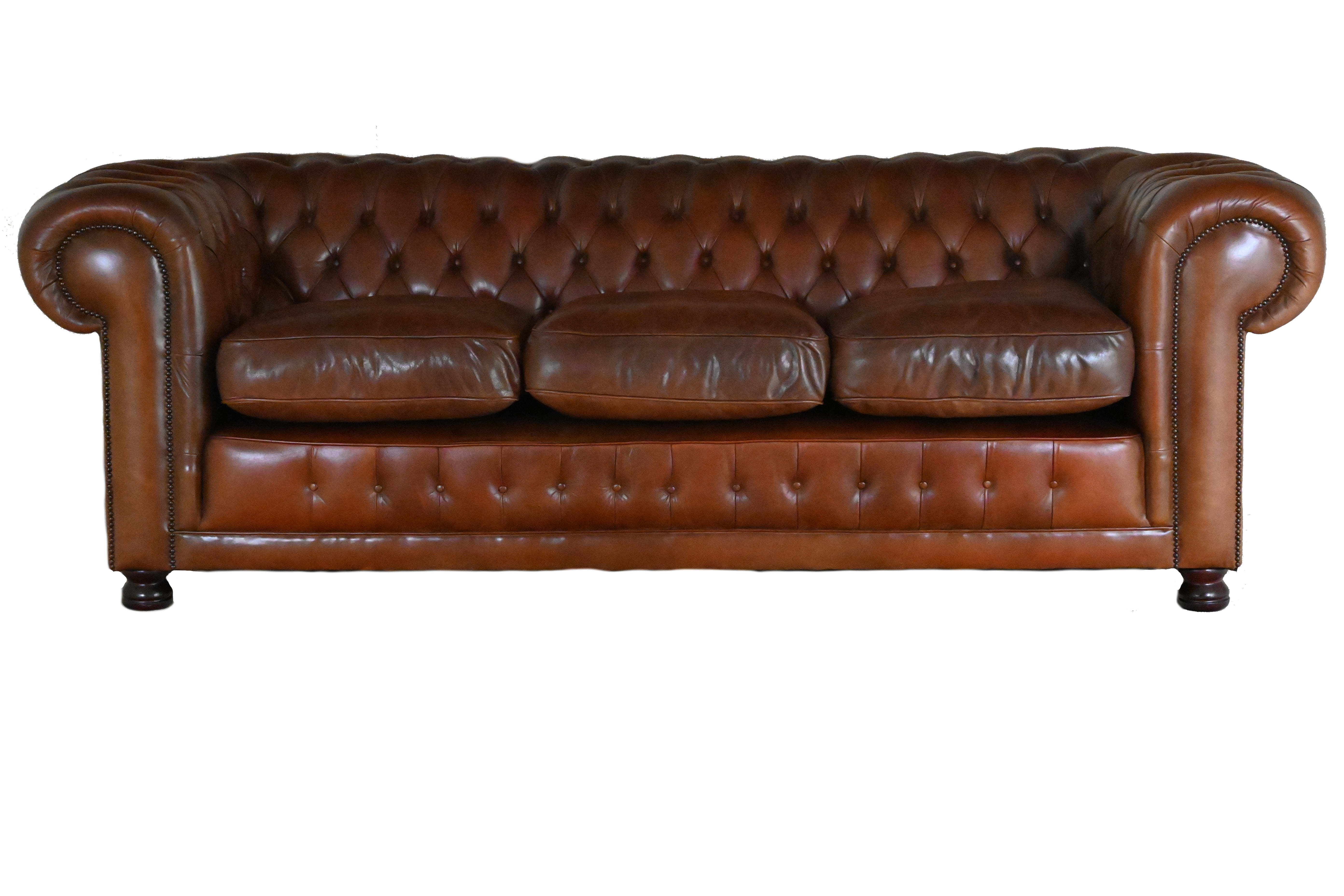 4 zits Luxe Chesterfield in Light Chestnut